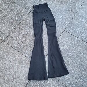 Offline bell bottom leggings